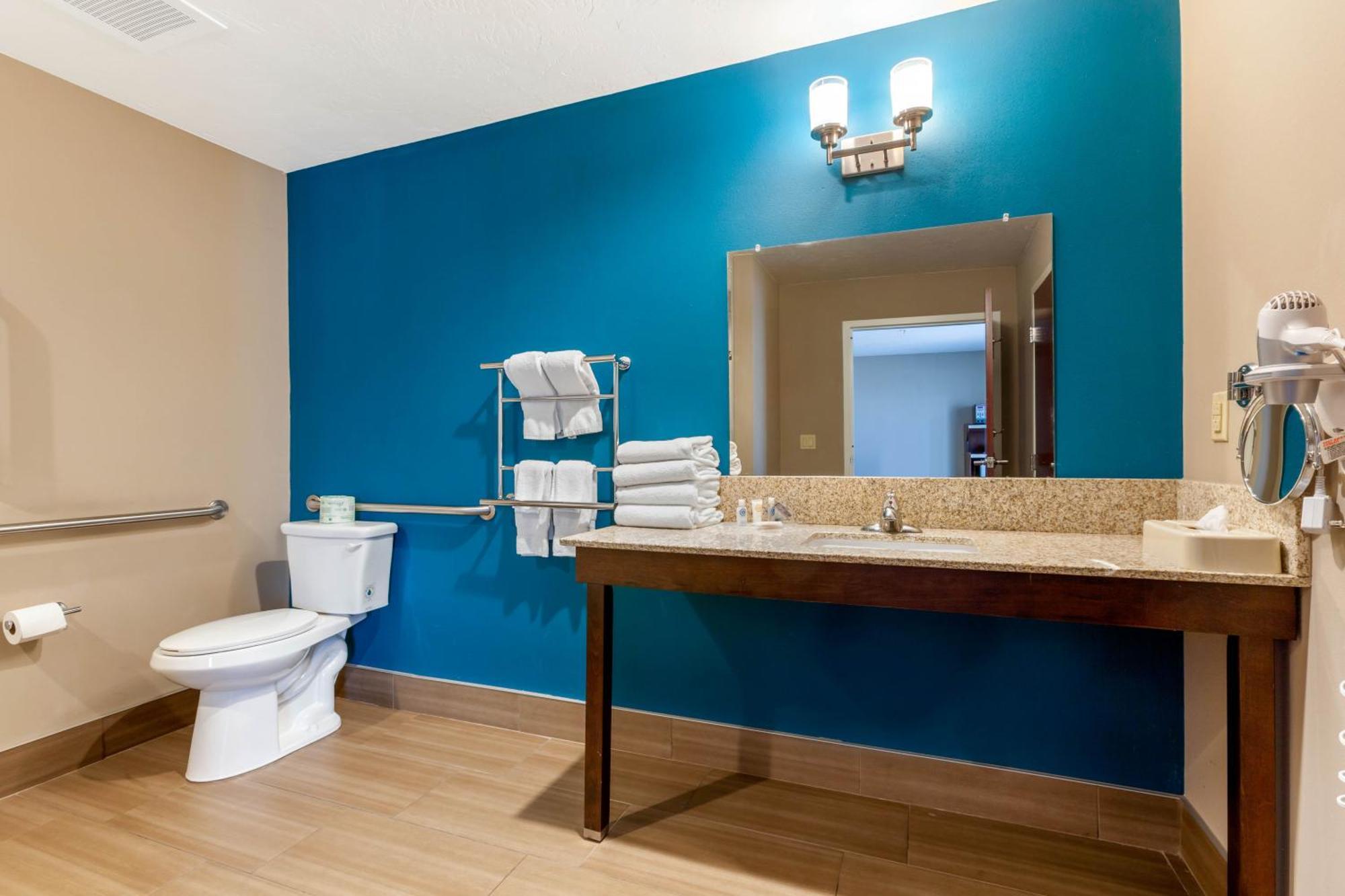 Queen Suite Two Queen Beds Accessible or Non-Smoking