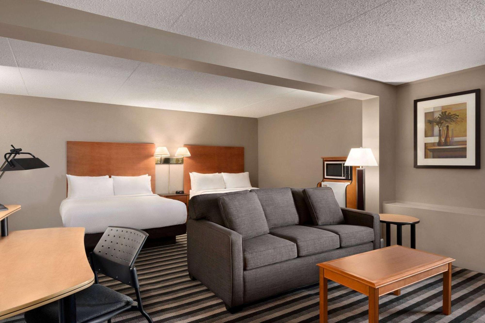 Suite Two Queen Beds Non-Smoking Not Pet Friendly