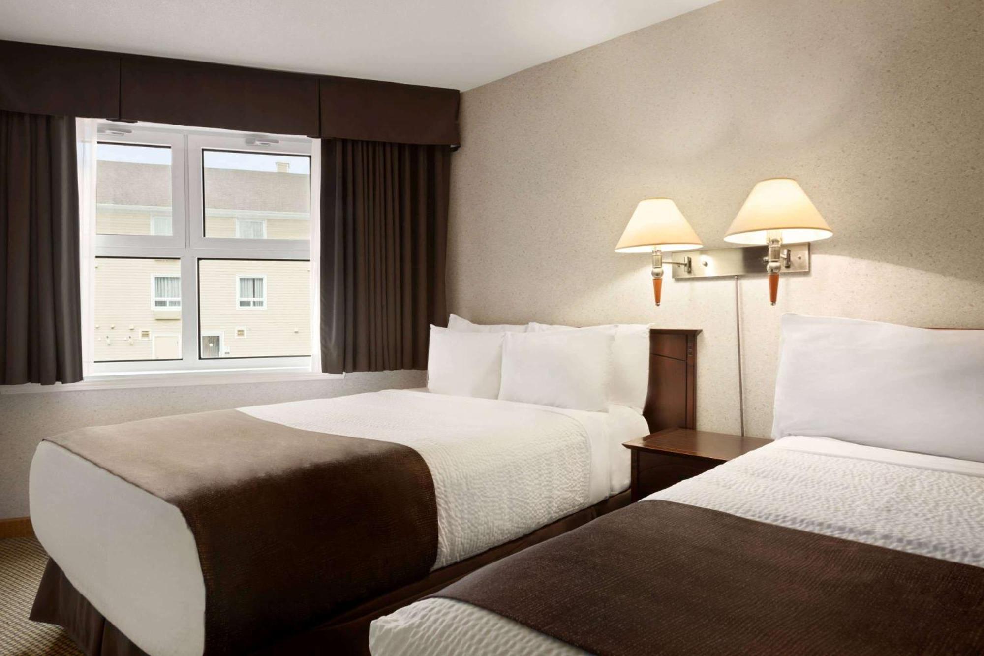 Double Room Two Double Beds Non-Smoking