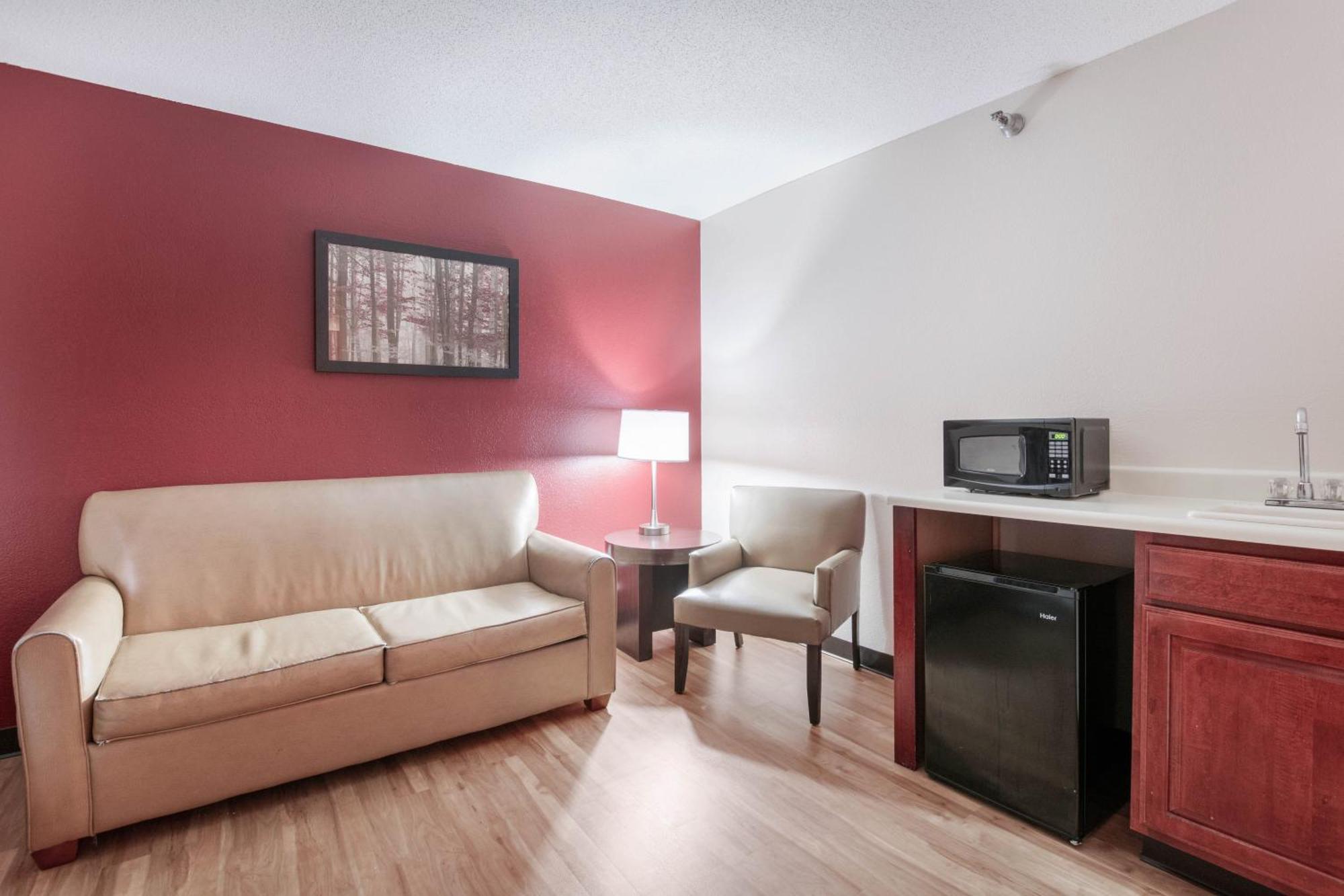 Suite King with Spa Bath Non-Smoking