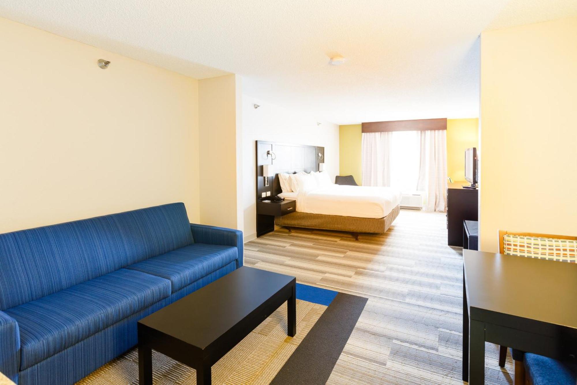 King Suite with Sofa Bed
