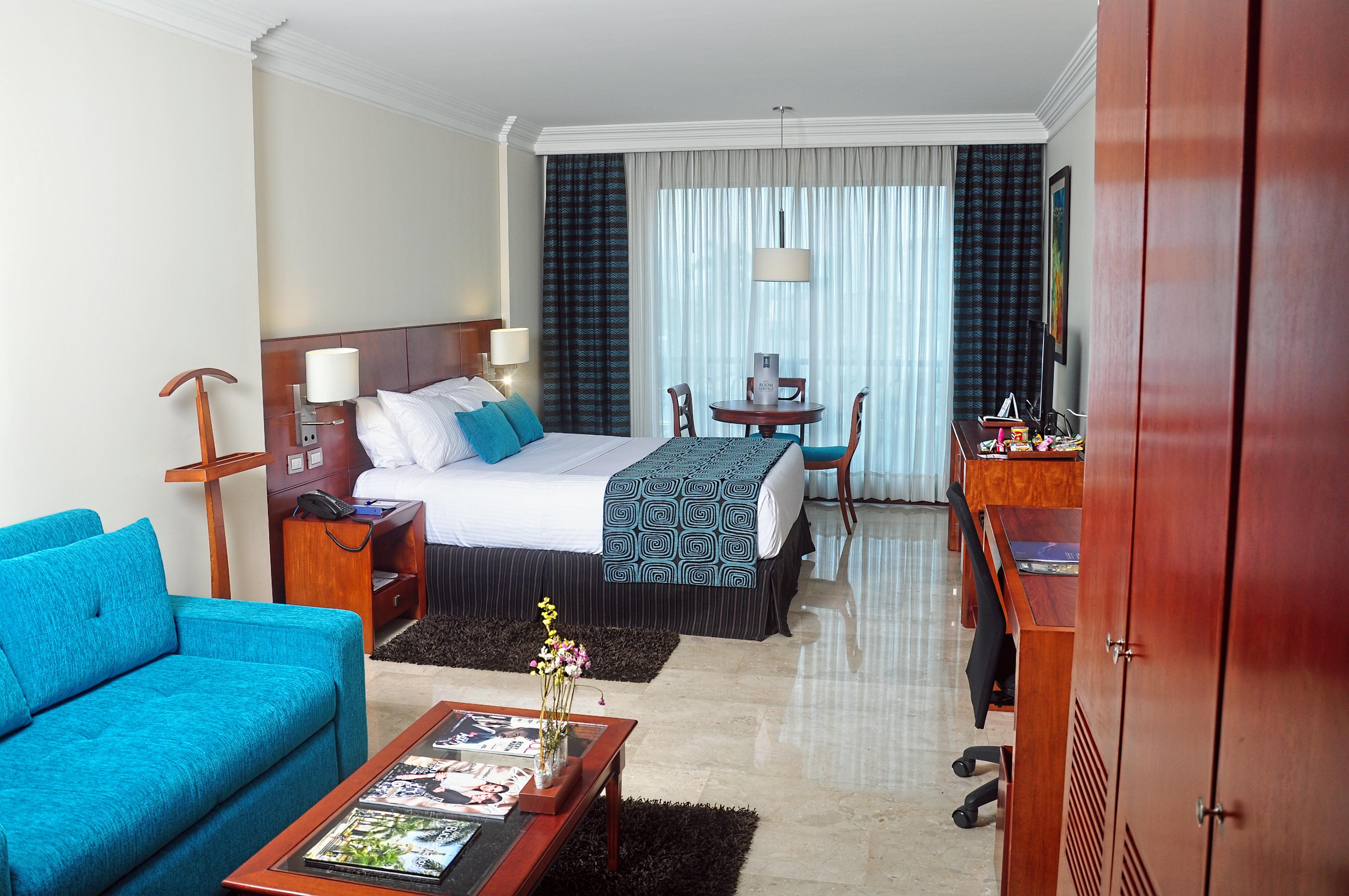 Standard Queen Room
