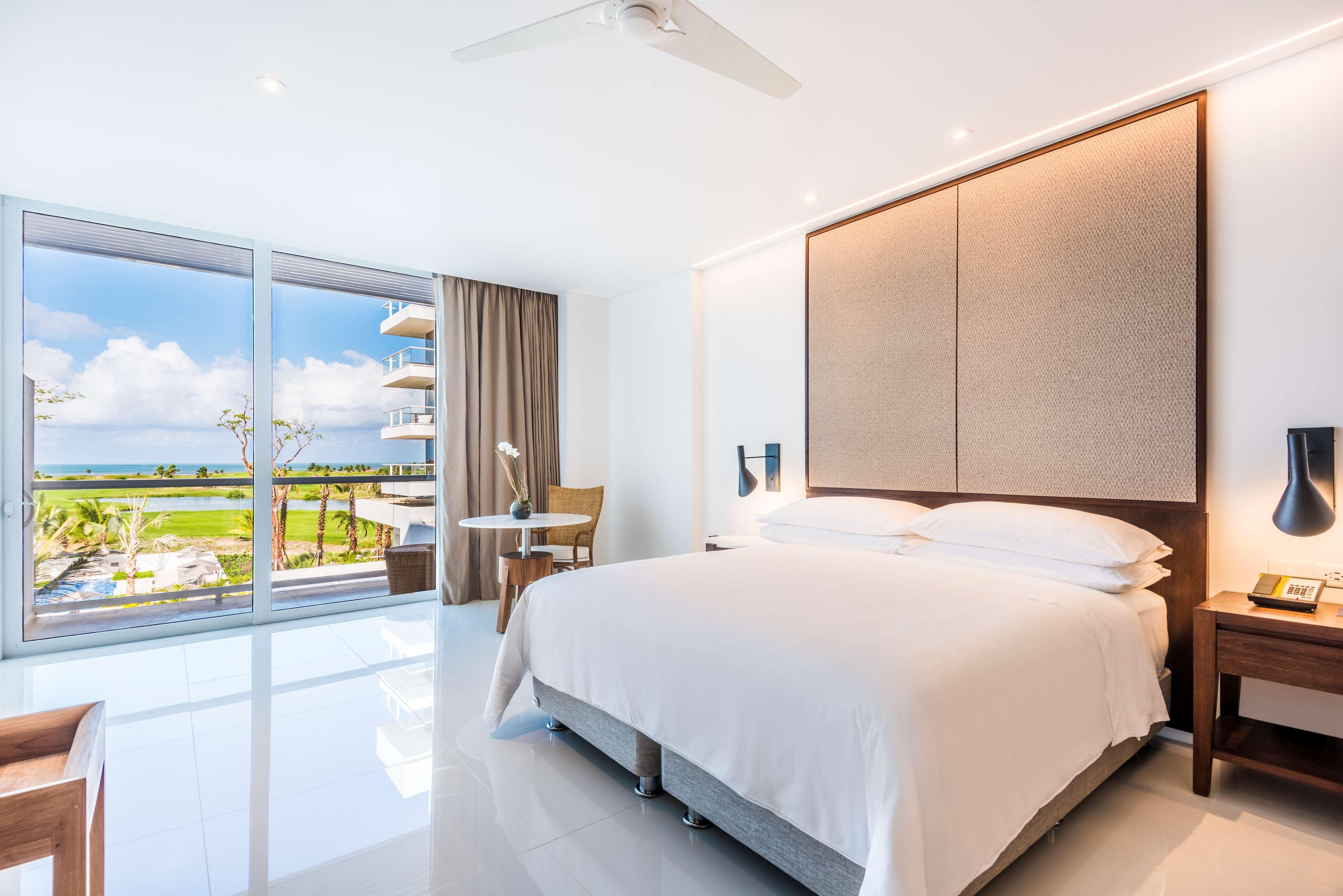 Suíte Júnior VIP Preferencial com Cama King-size e Vista do Mar