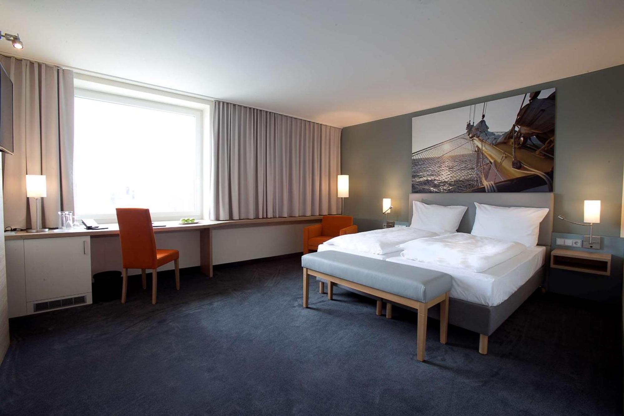 Double Room,1284097600:JPEG