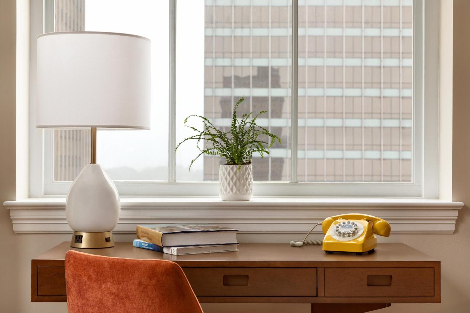 Standard King Room - Communications/Mobility Accessible