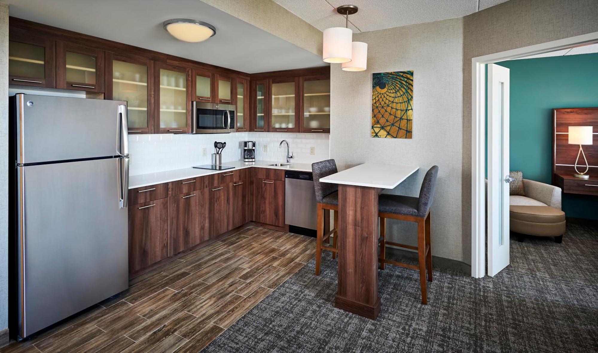 One-Bedroom King Suite Non-Smoking