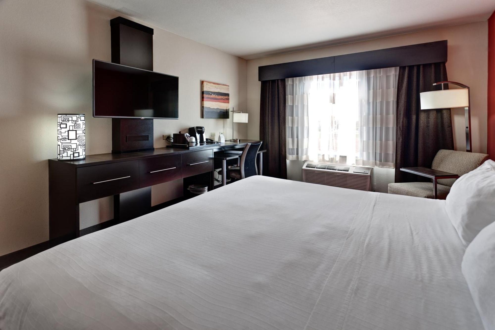Standard King Room,1284312118:JPEG