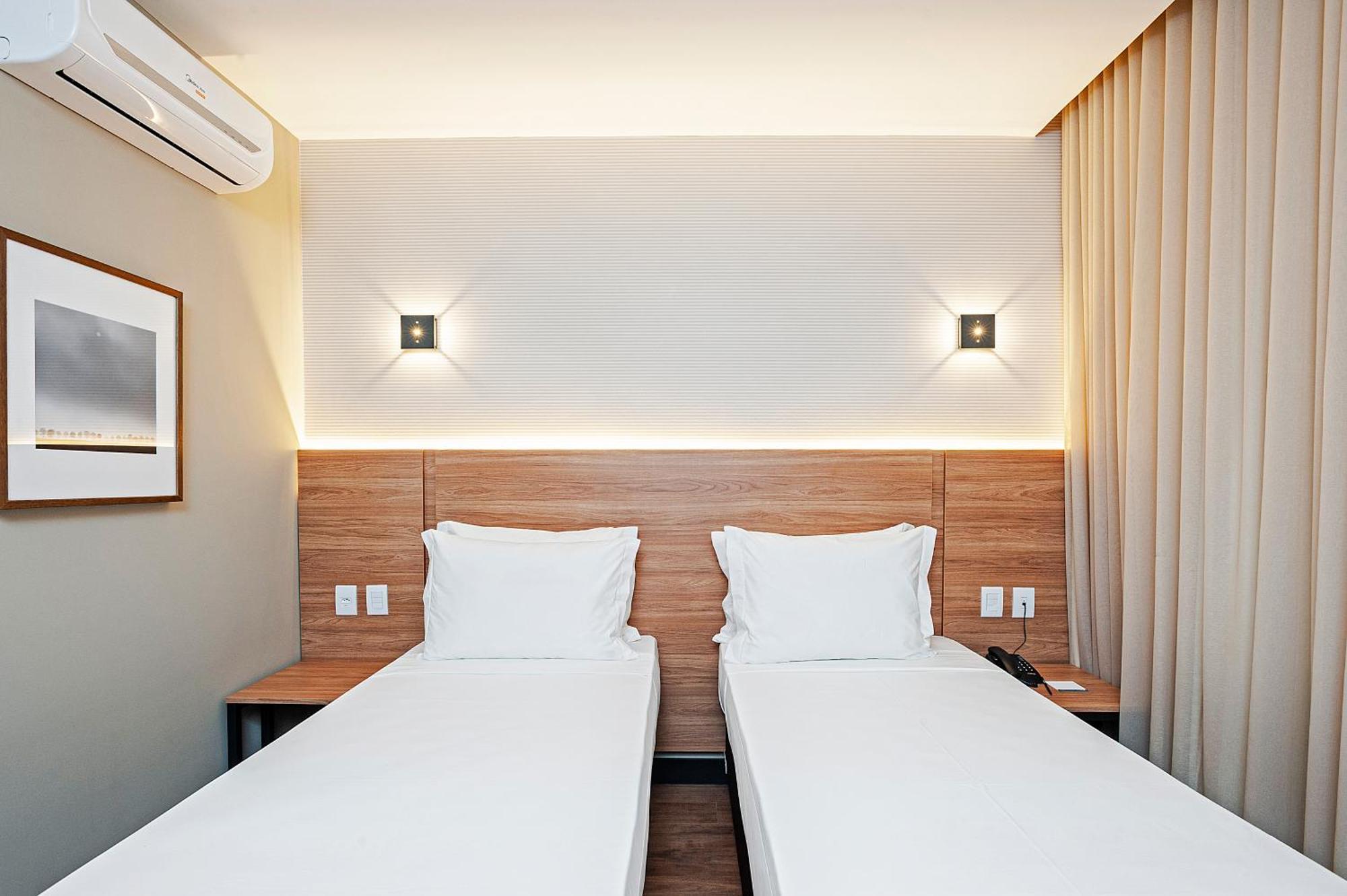 Quarto Deluxe com 2 Camas de Solteiro