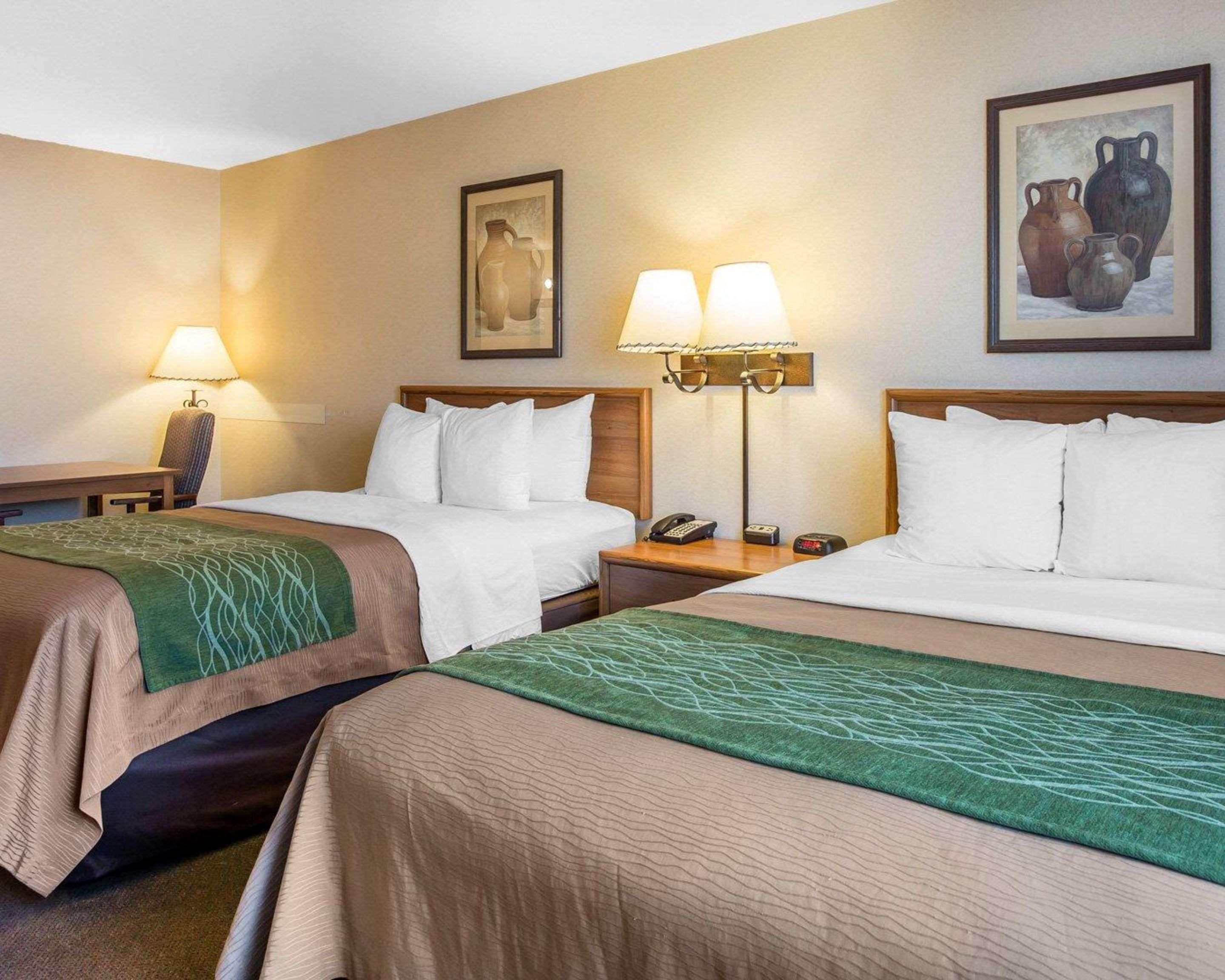 Queen Room Two Queen Beds