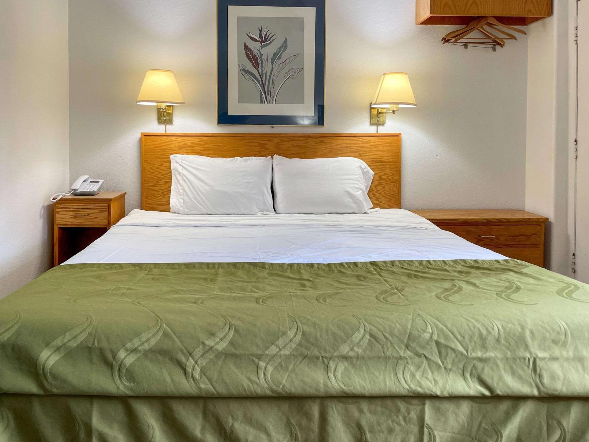 Standard King Room