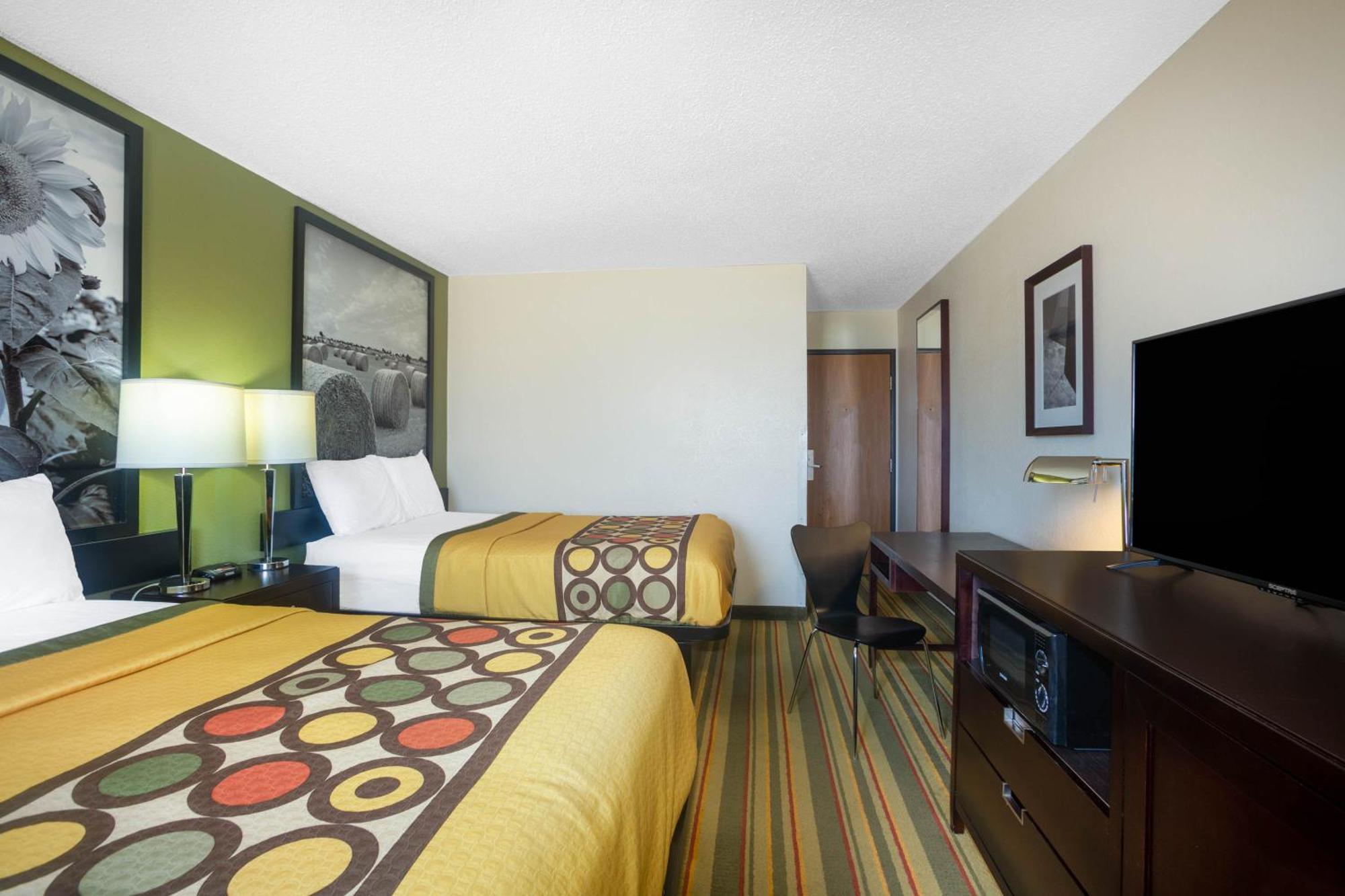 Deluxe Double Room Two Double Beds Non-Smoking
