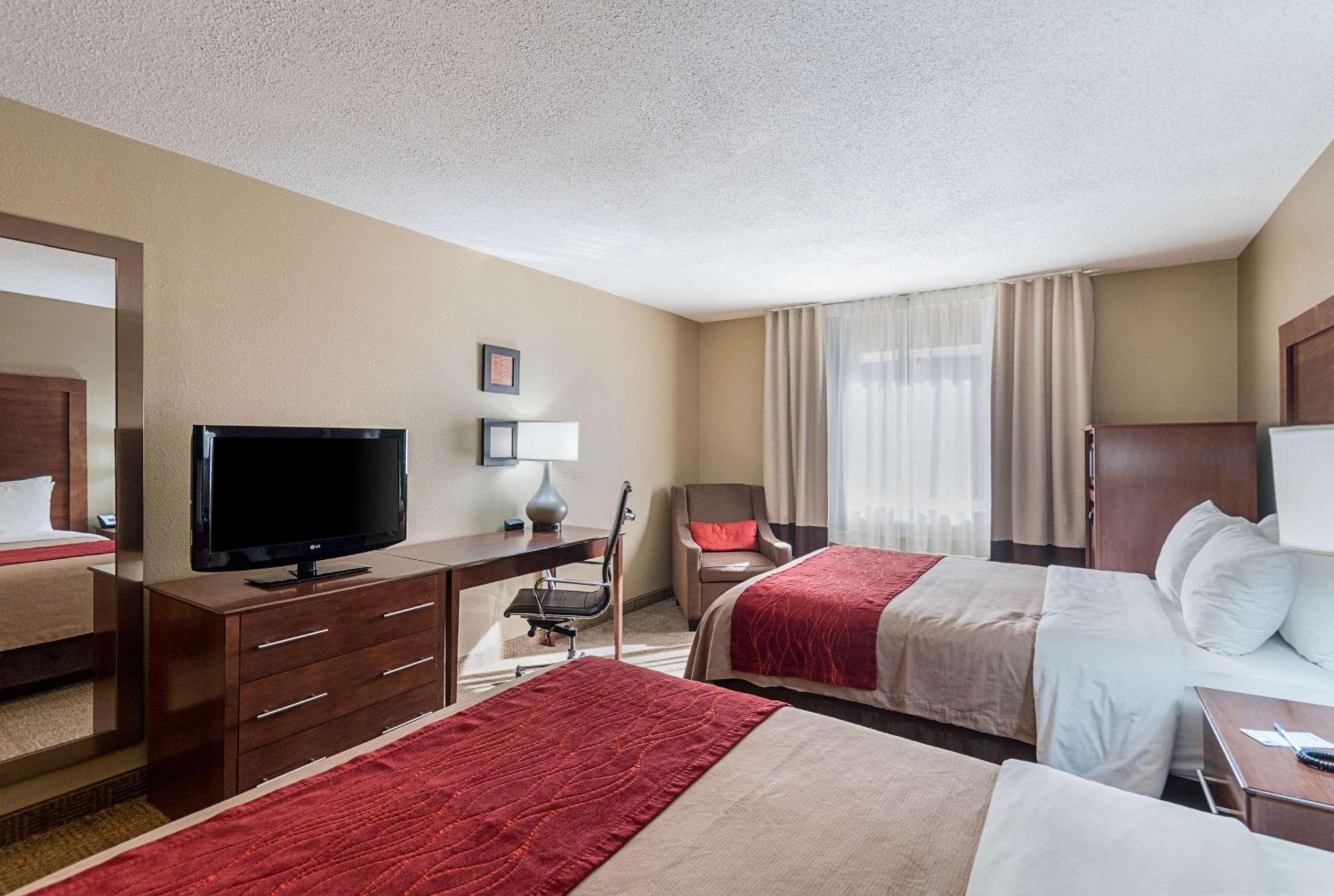 Standard, Two Queen Beds, Pet Friendly, Non-Smoking