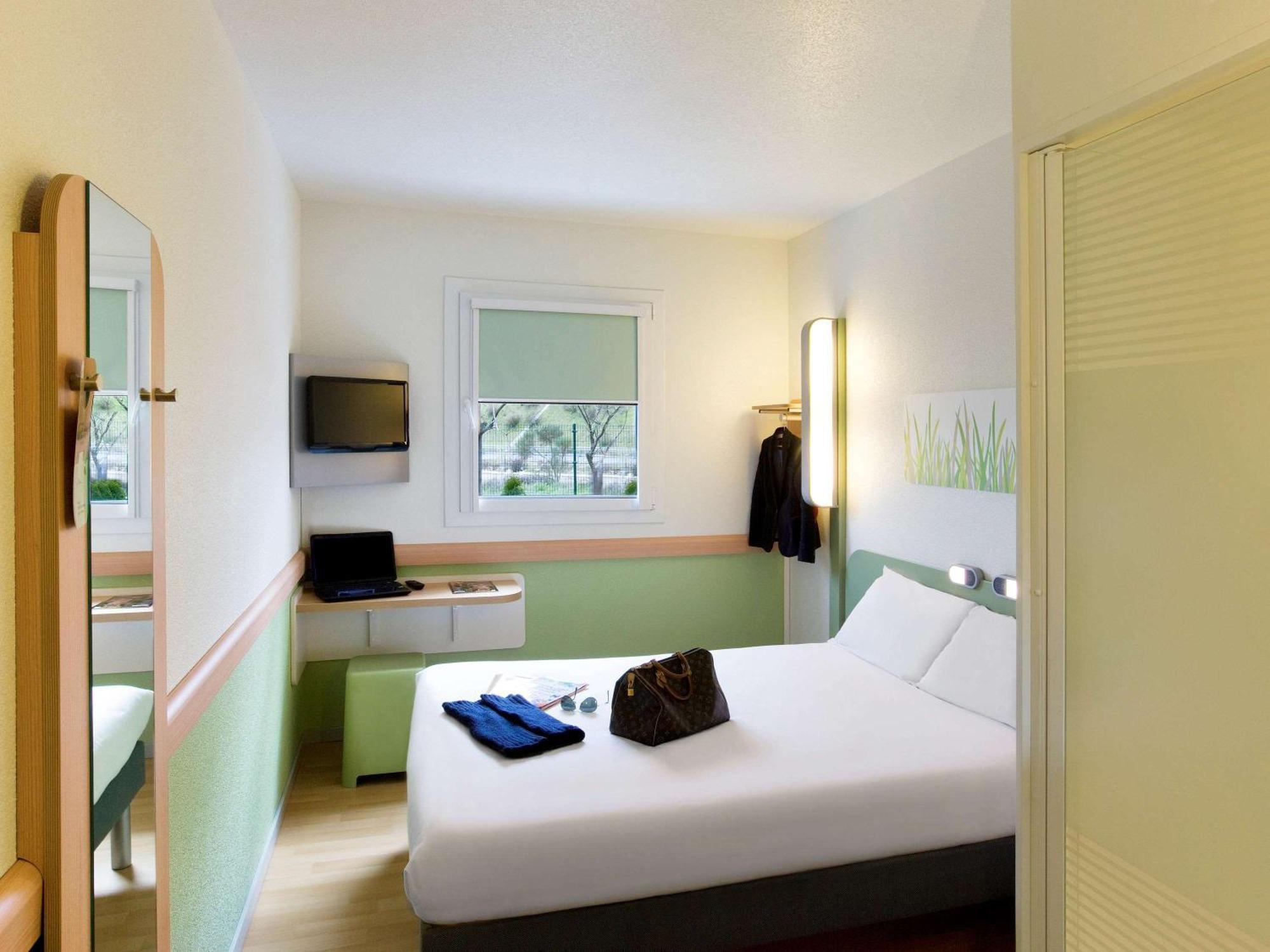 Classic Room One Double Bed