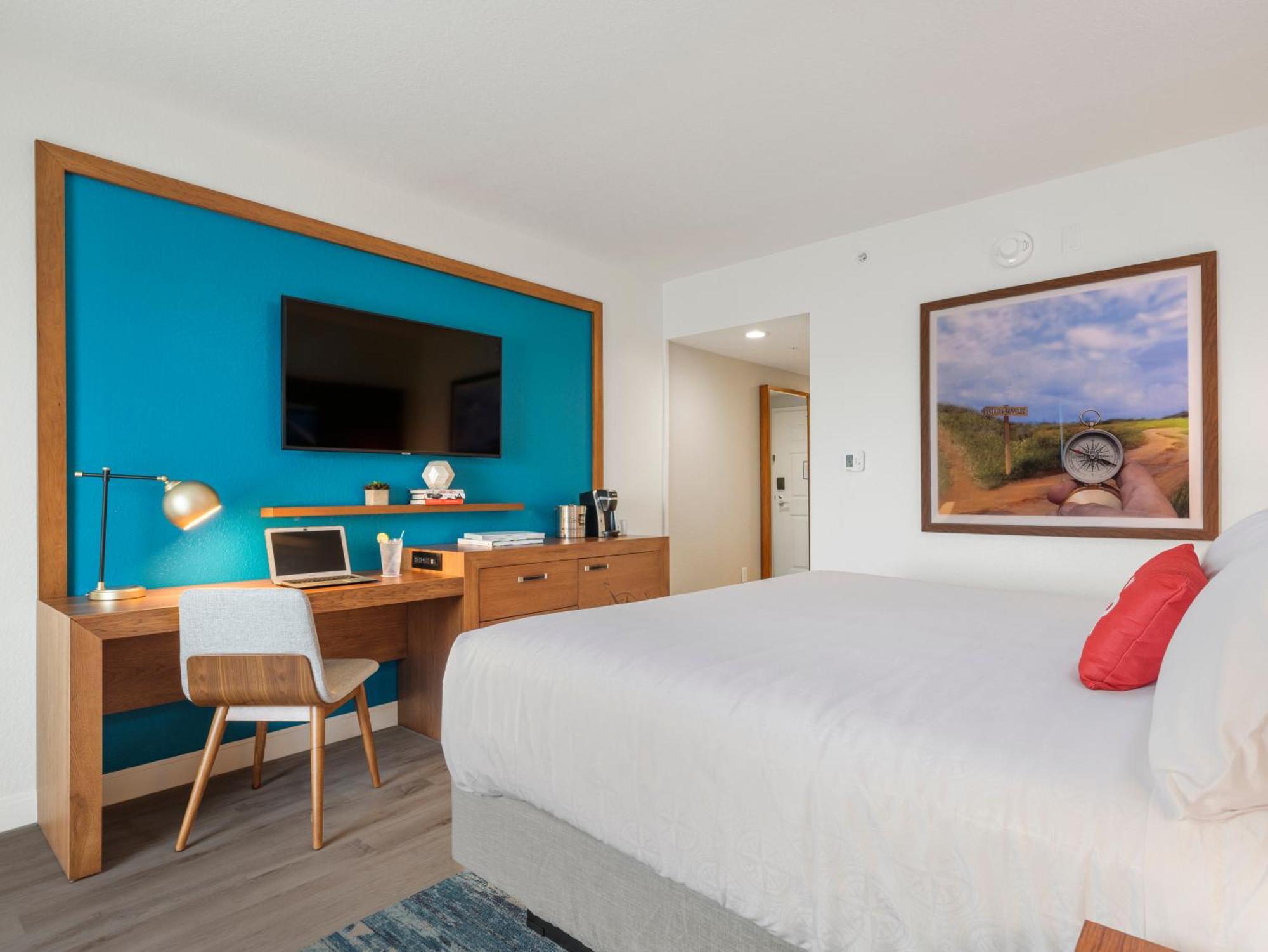 Standard King Room