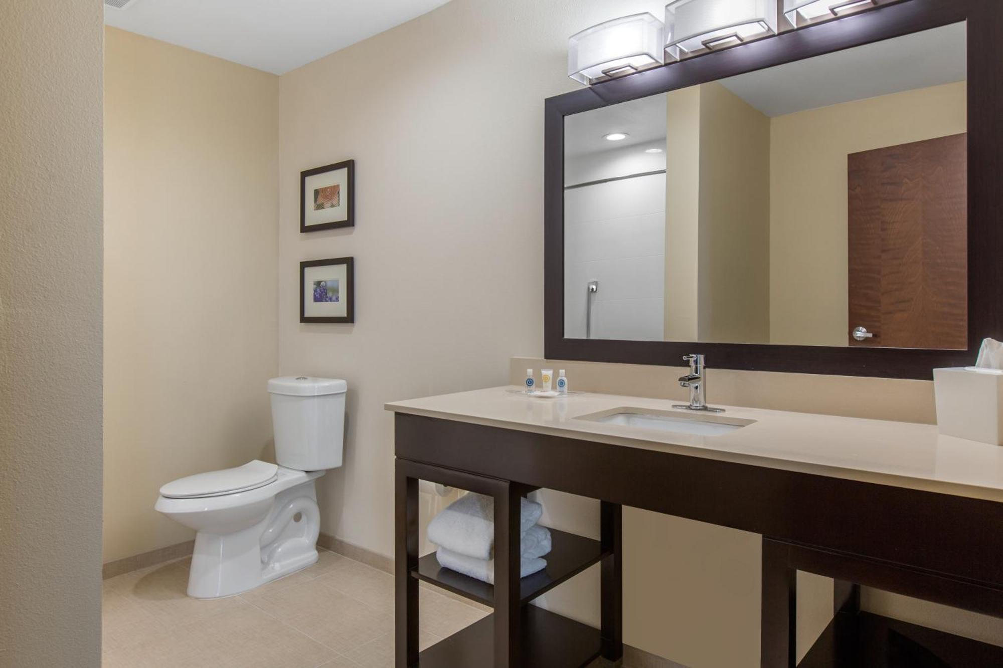 Queen Suite Two Queen Beds Accessible or Non-Smoking