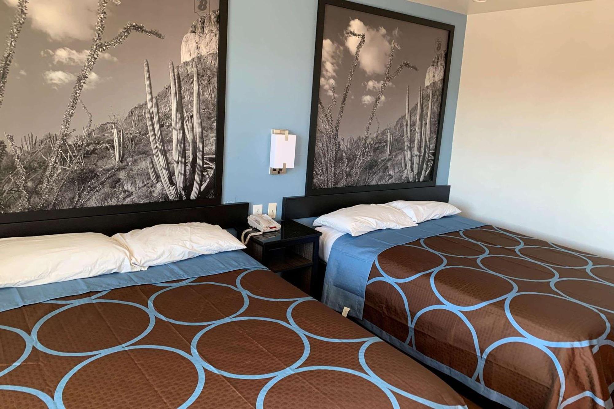 Double Room Two Double Beds Smoking