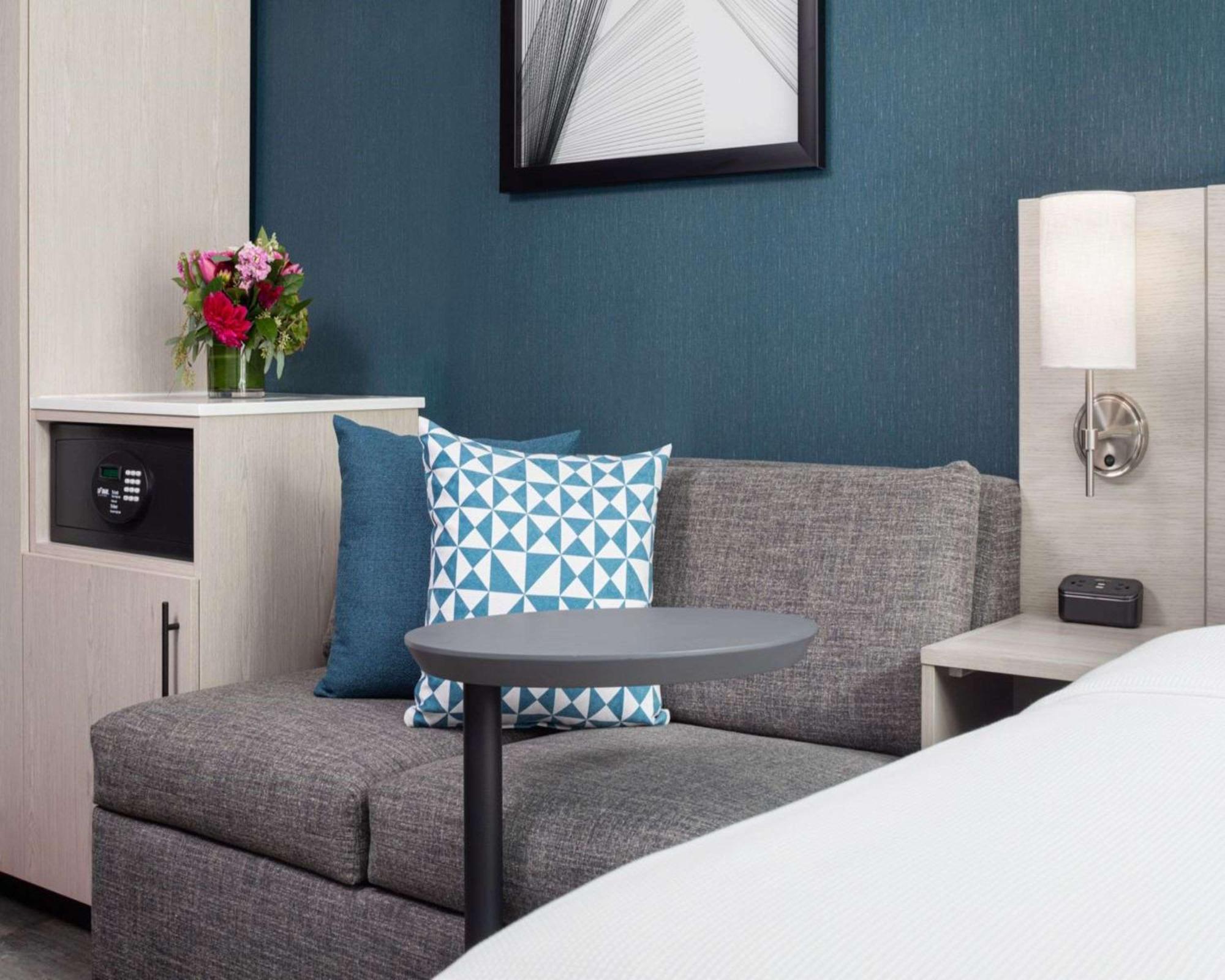 King Room with Sofa Bed and City View,1459236520:JPEG