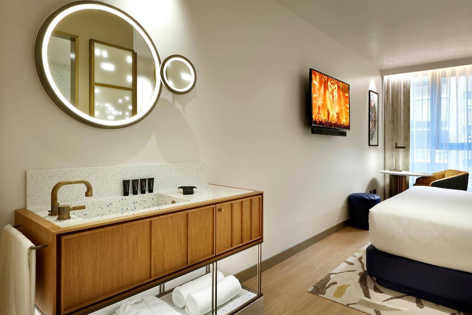Classic King Room