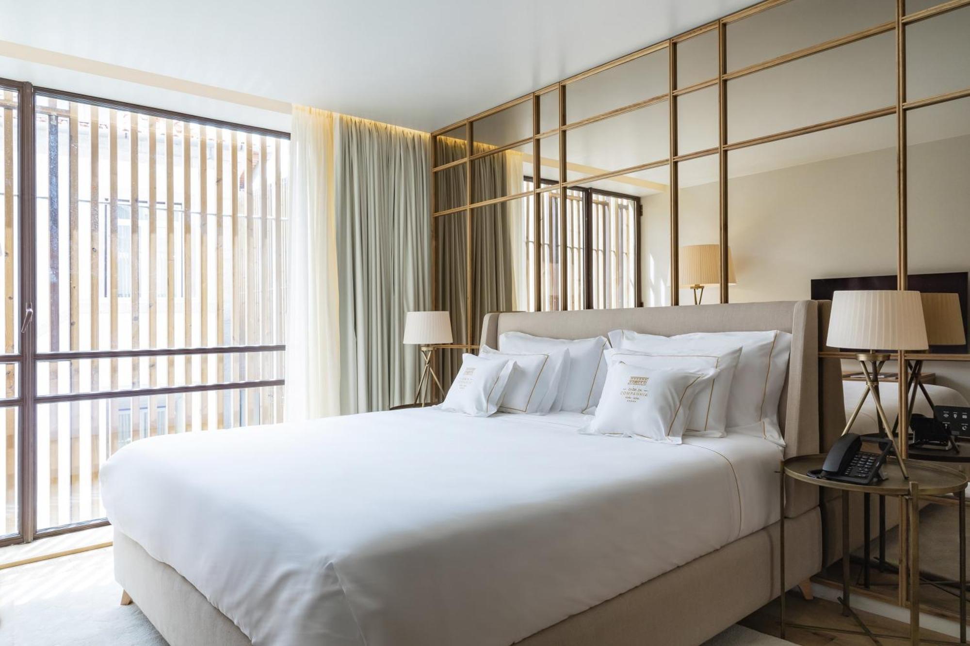 Premium King Room
