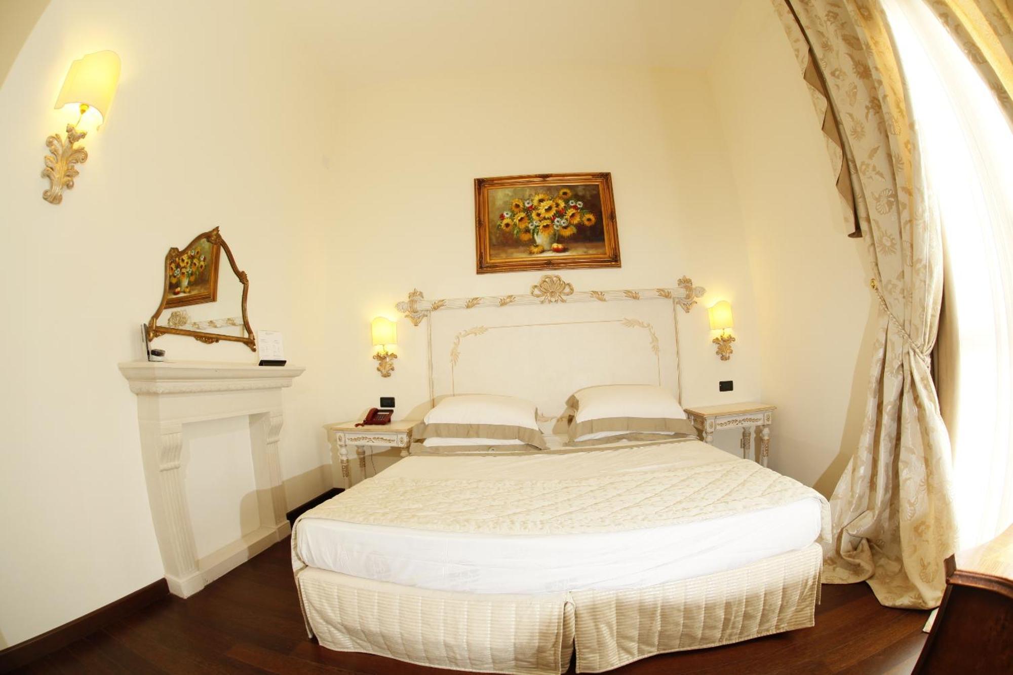 Double or Twin Room,1324129372:JPEG
