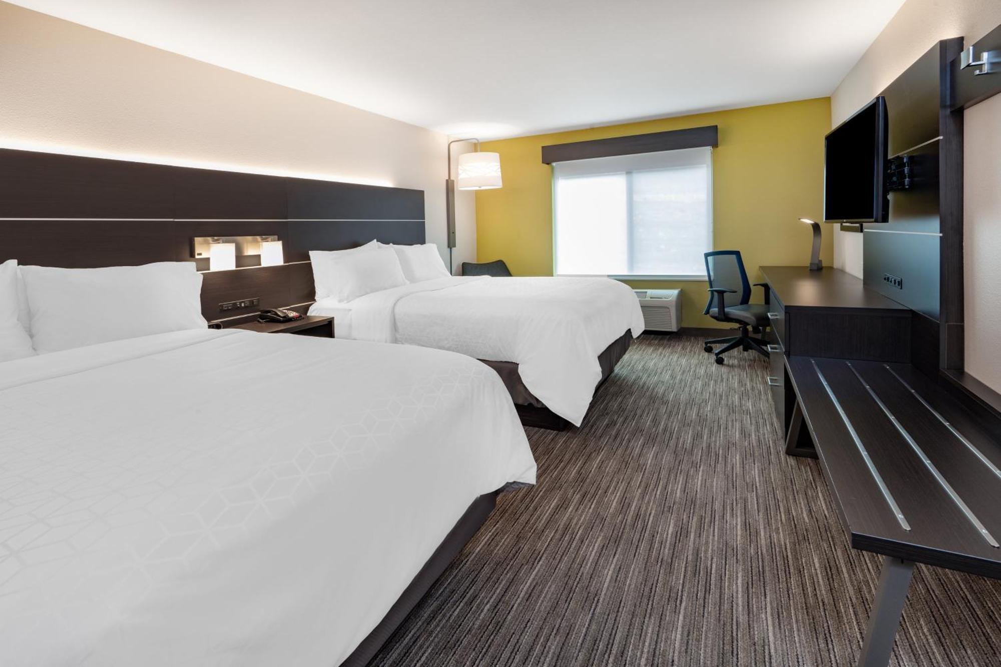 Standard Room Two Queen Beds