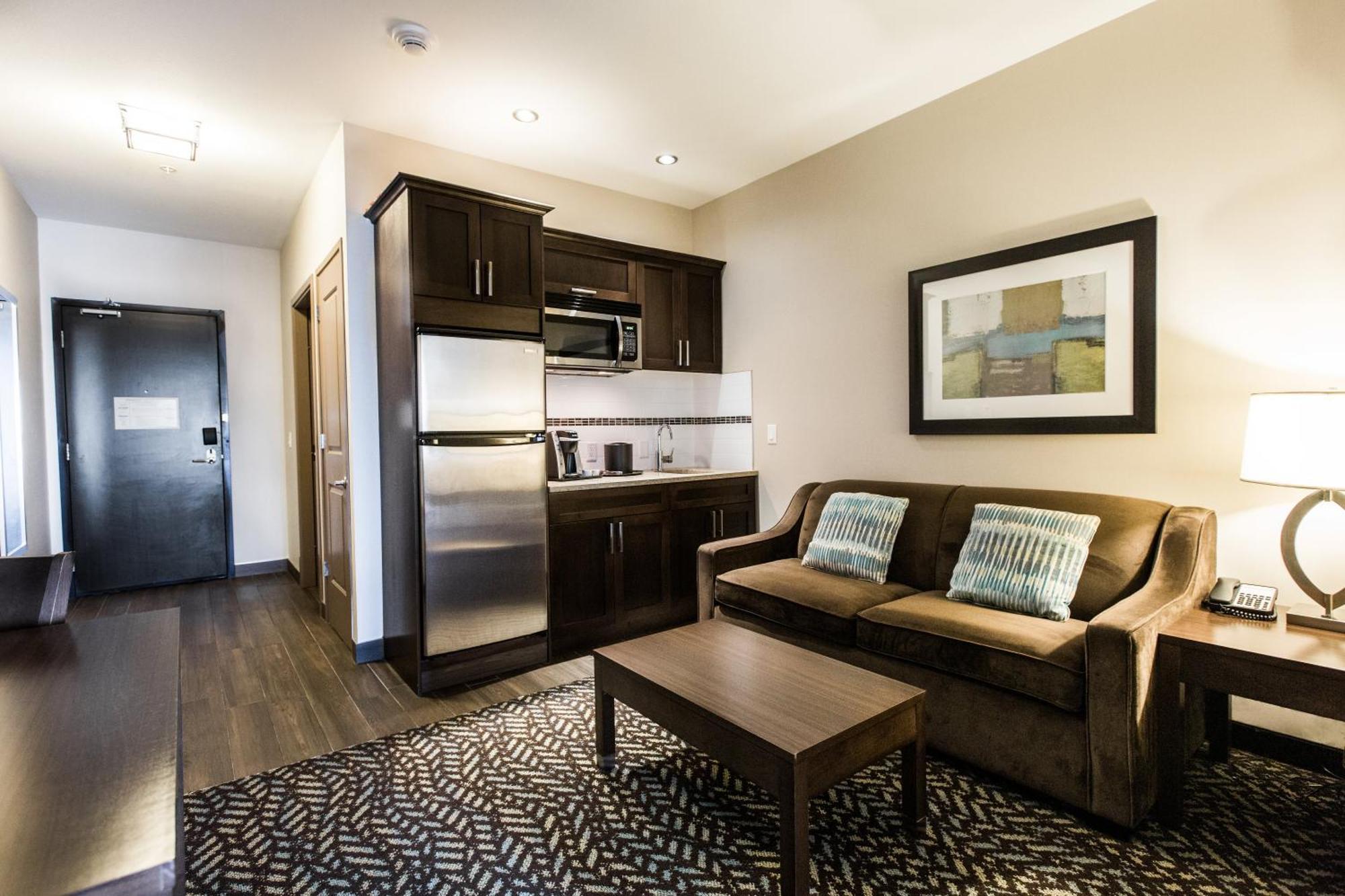 King Suite with Kitchenette