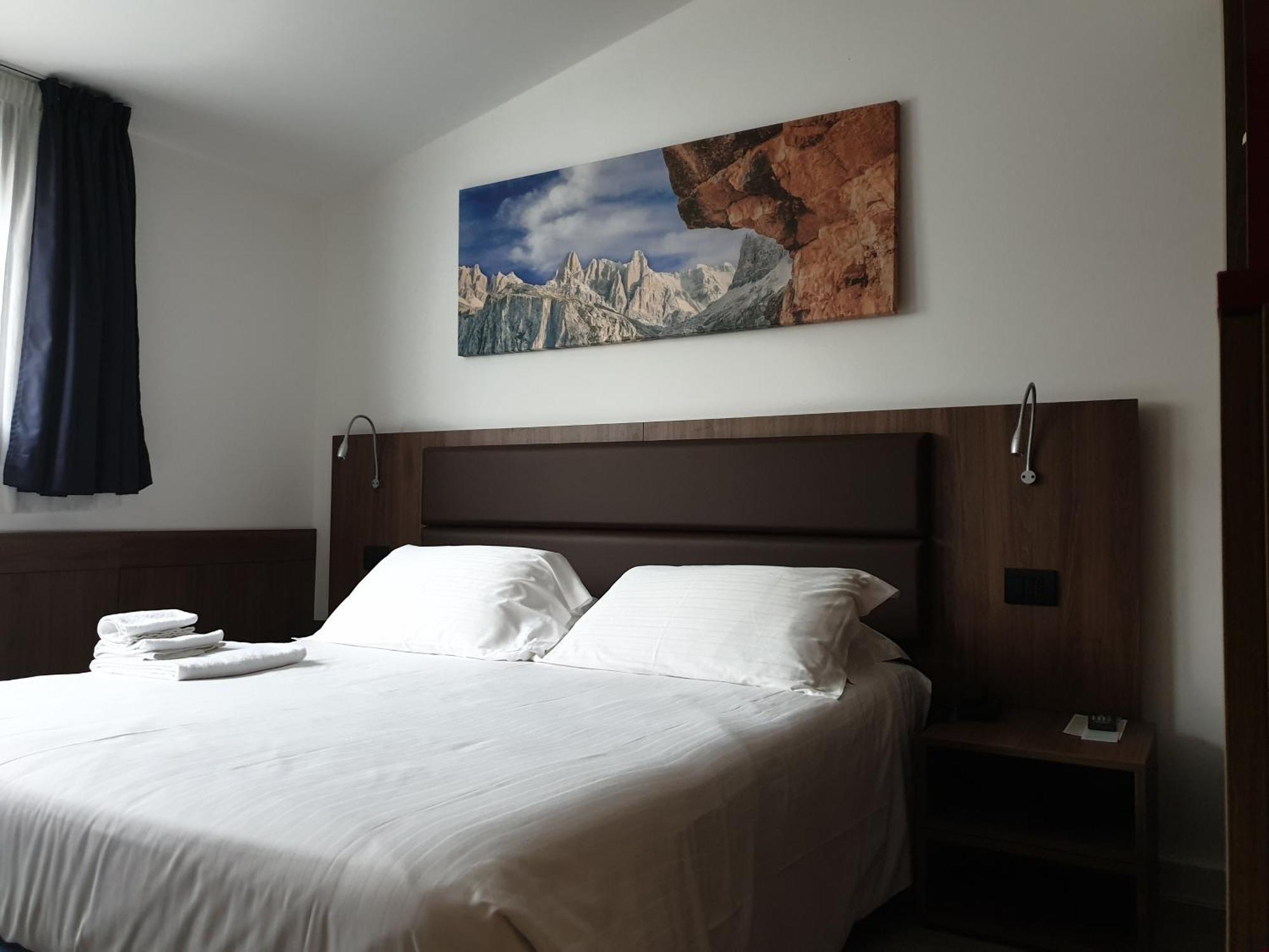 Basic Double Room