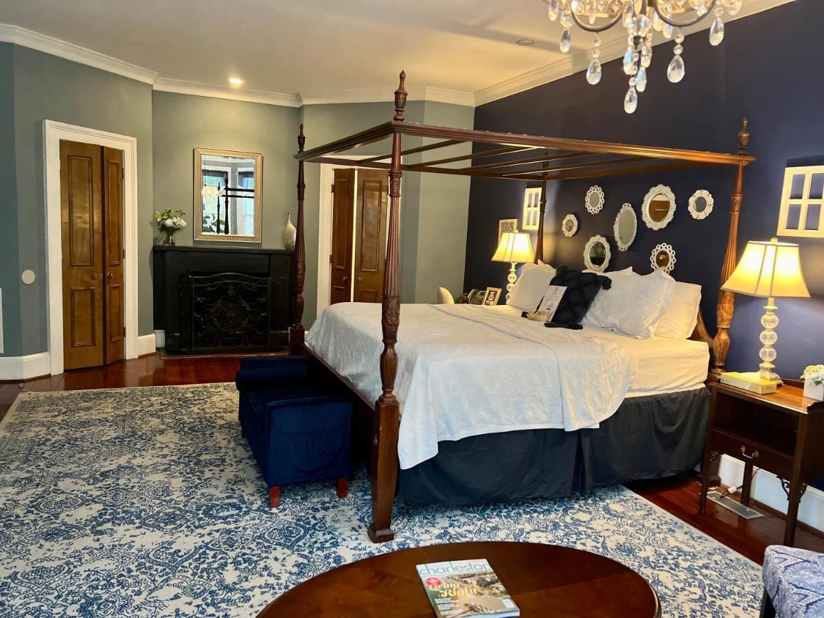 Premium King Room