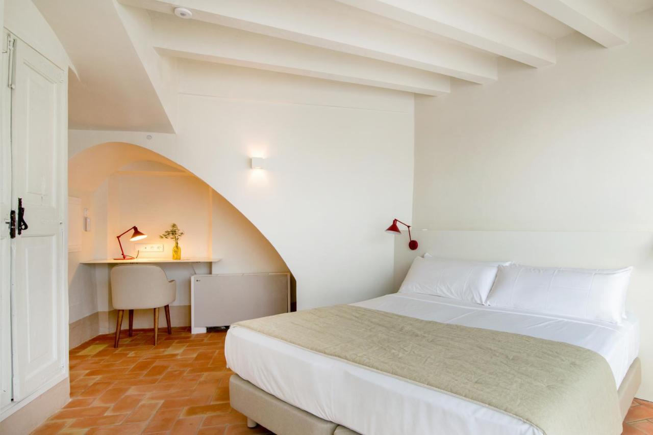 Superior Double Room,1292765560:JPEG