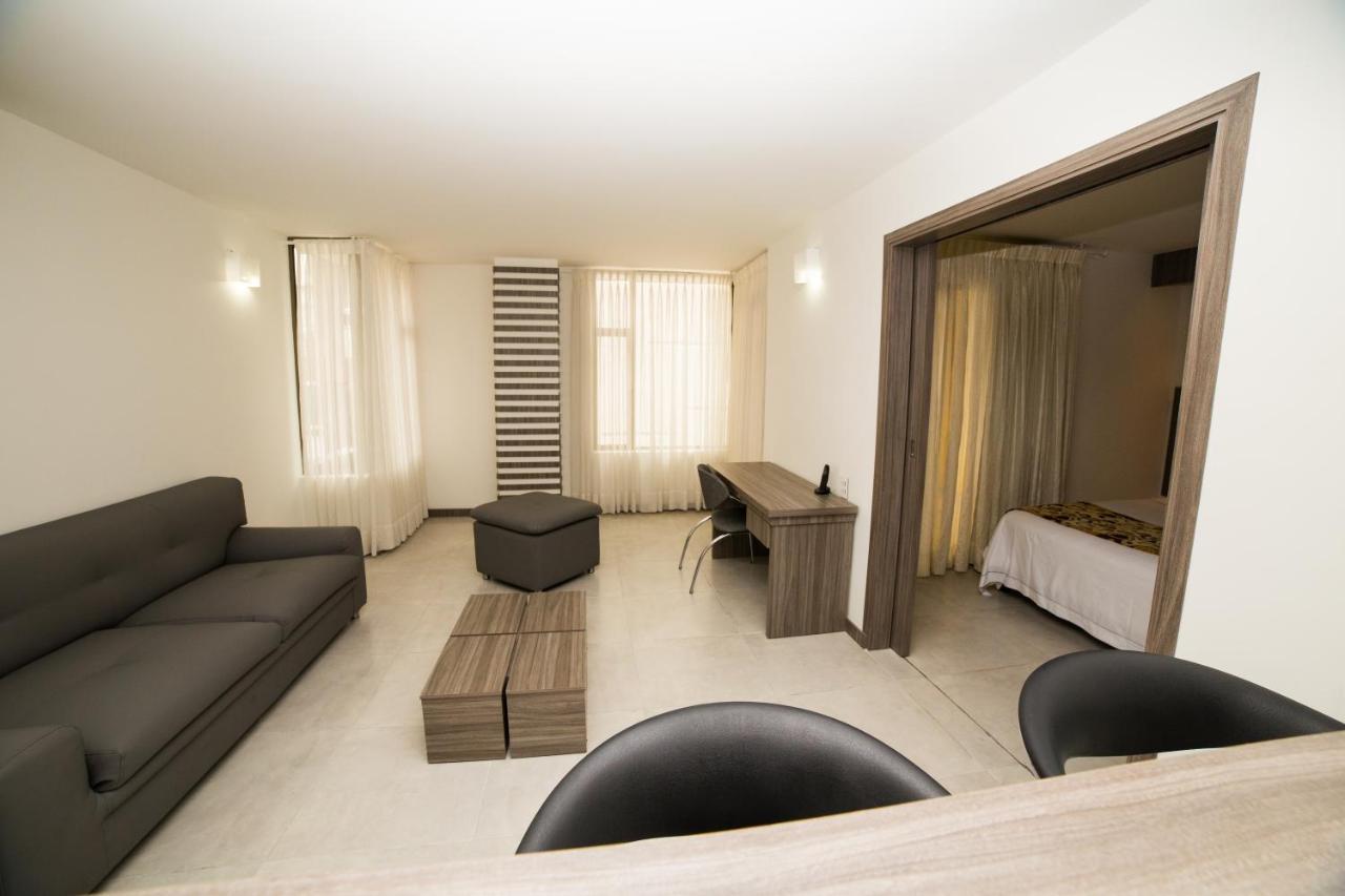 Deluxe Apartment