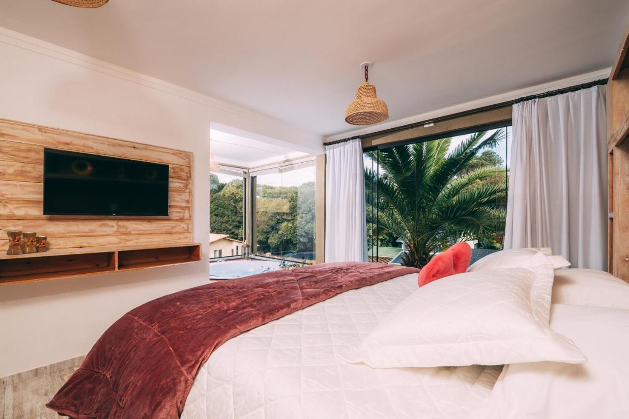 Deluxe Double or Twin Room Spa Bath