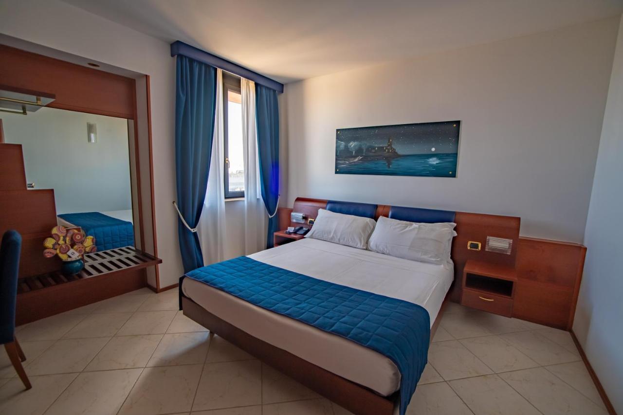 Superior Queen Room Sea View Non-Smoking