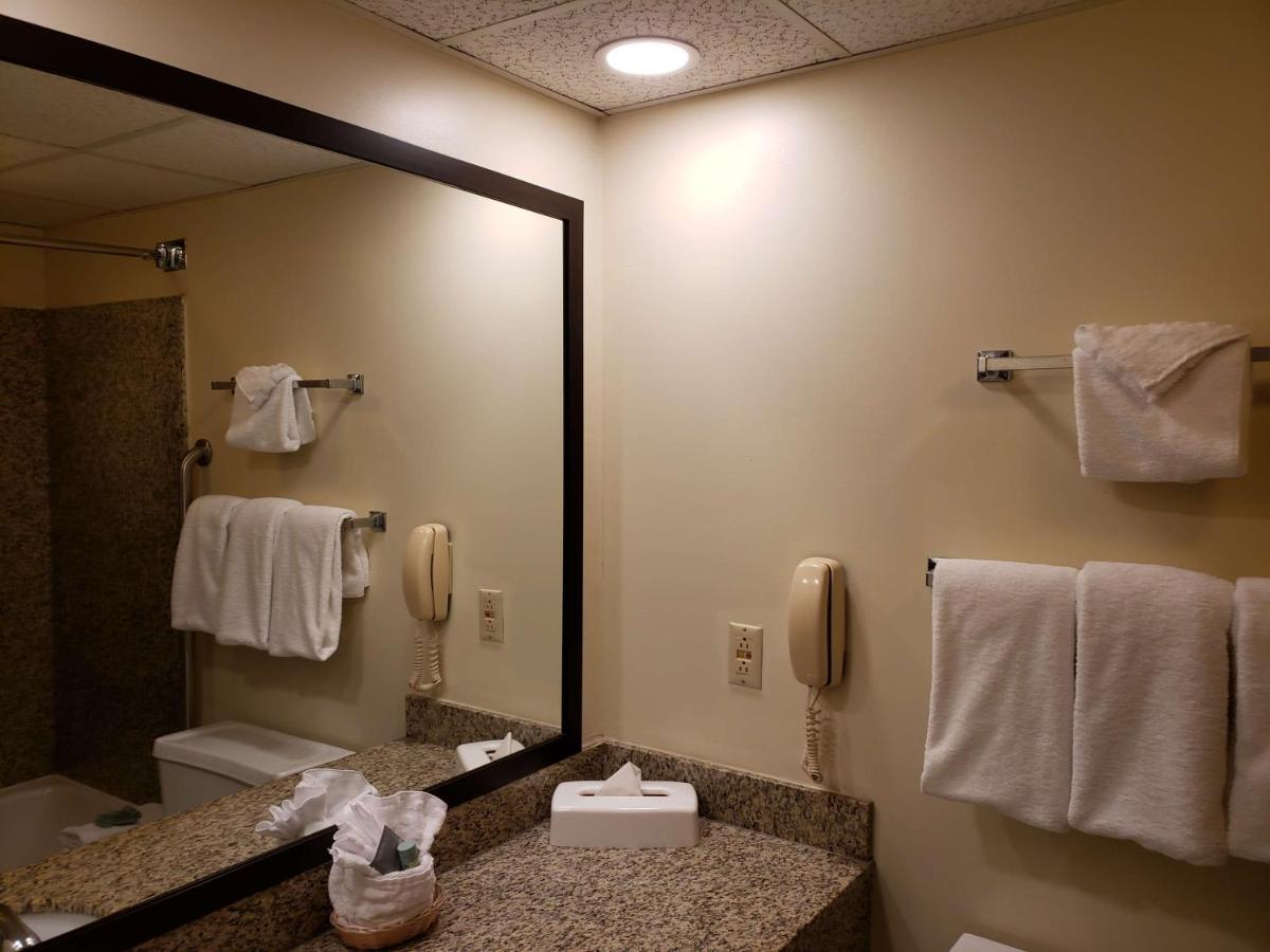 King Room - Non-Smoking