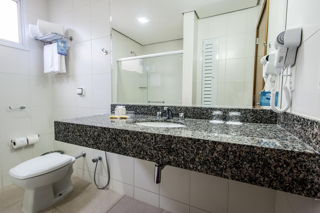 Quarto com Cama Queen-size - Acessível para Hóspedes com Mobilidade Reduzida