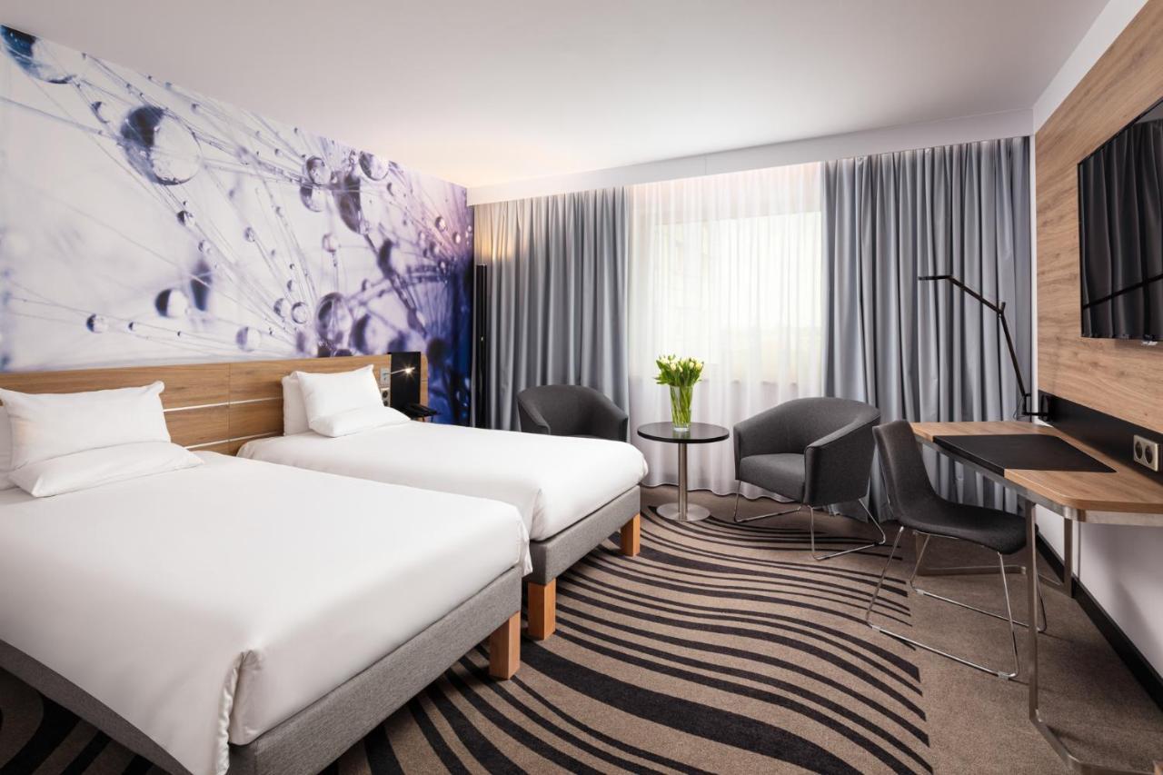 Superior Room with Two Twin Beds