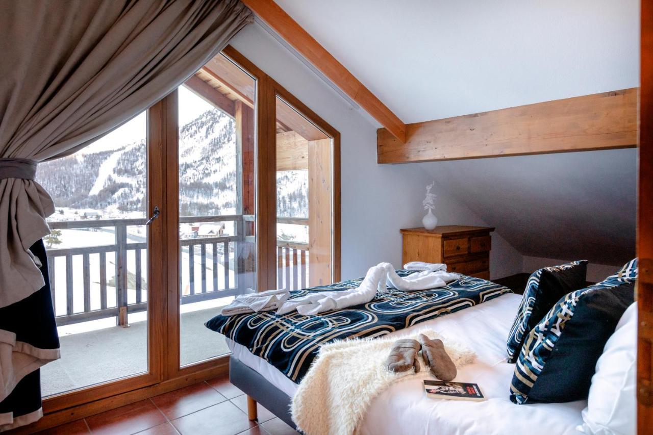 Three-Bedroom Apartment Mountain View