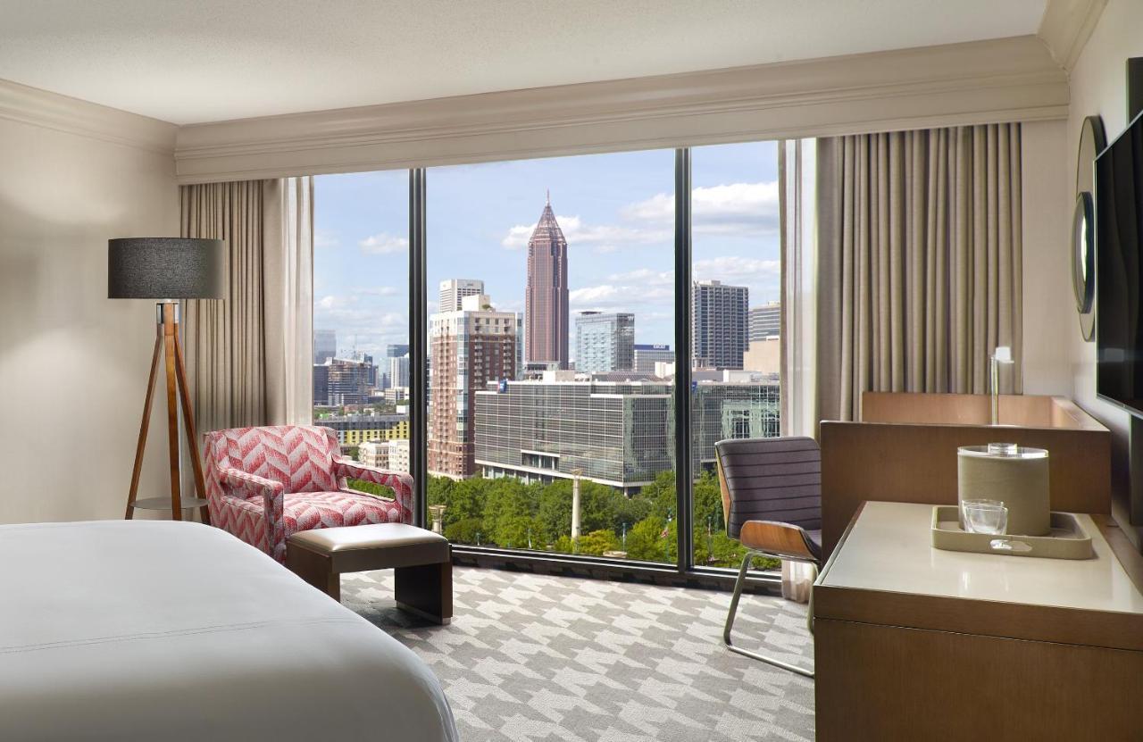Premier Centennial Olympic Park View Room 1 King Bed