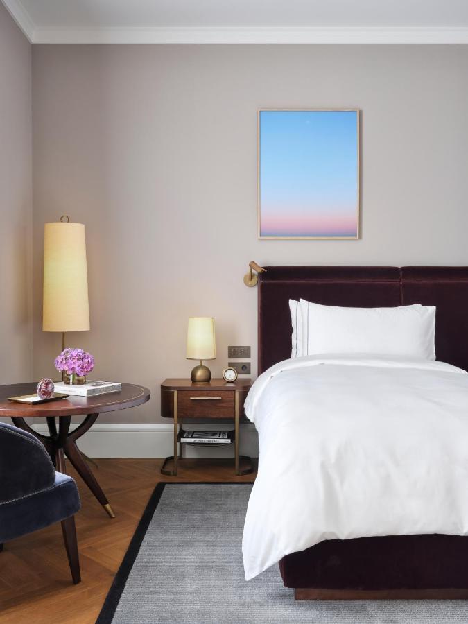 Premier Twin Room,1299409246:JPEG