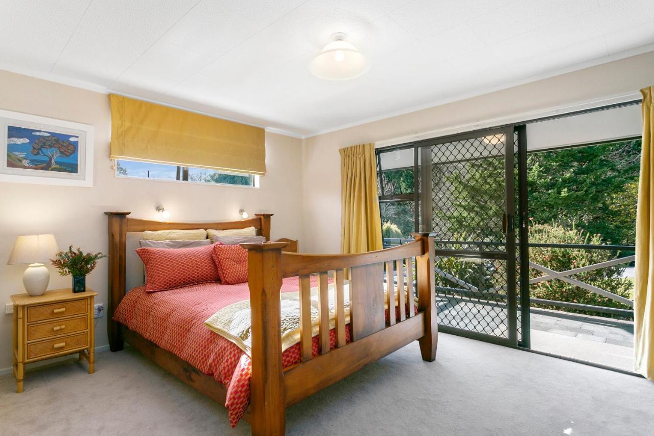 Queen Room Garden View