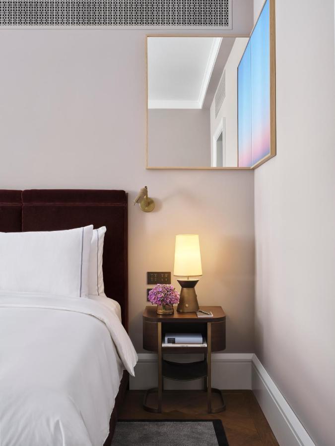 Premier King Room