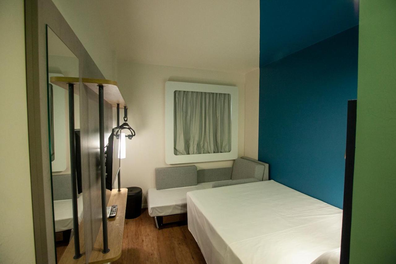 Standard Double Room Sofa