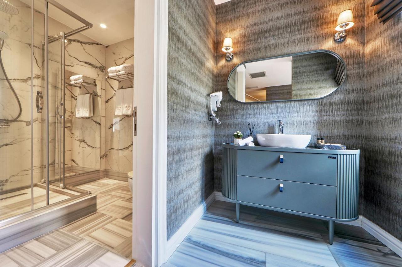 Deluxe Suite Jacuzzi
