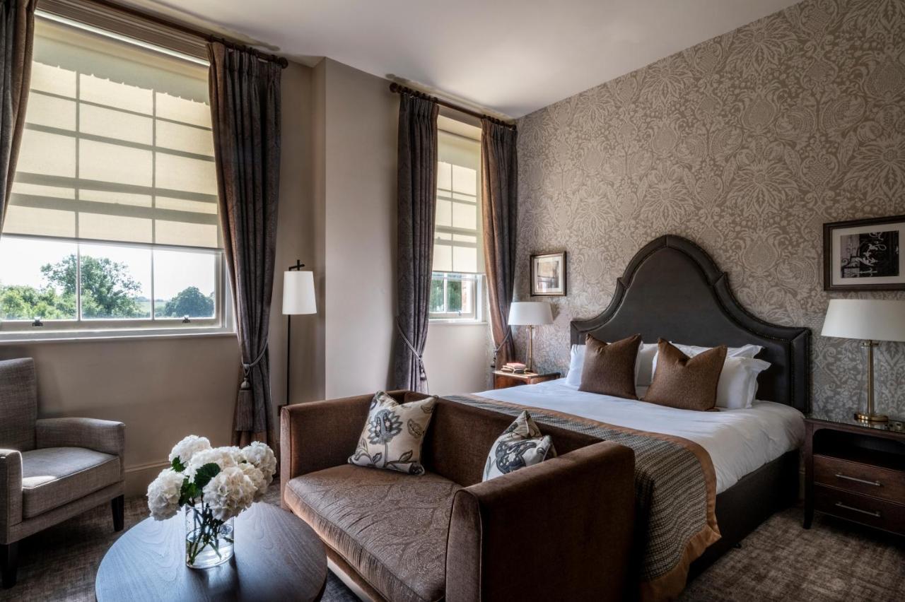 Superior Double Room Feature