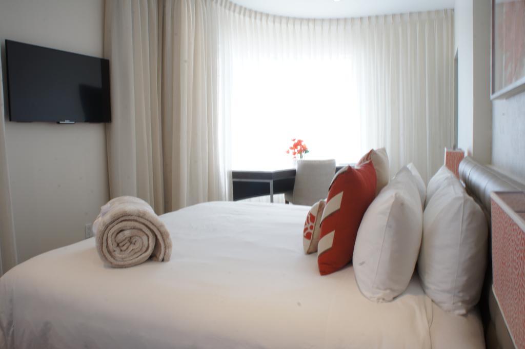 Superior Deluxe Suite