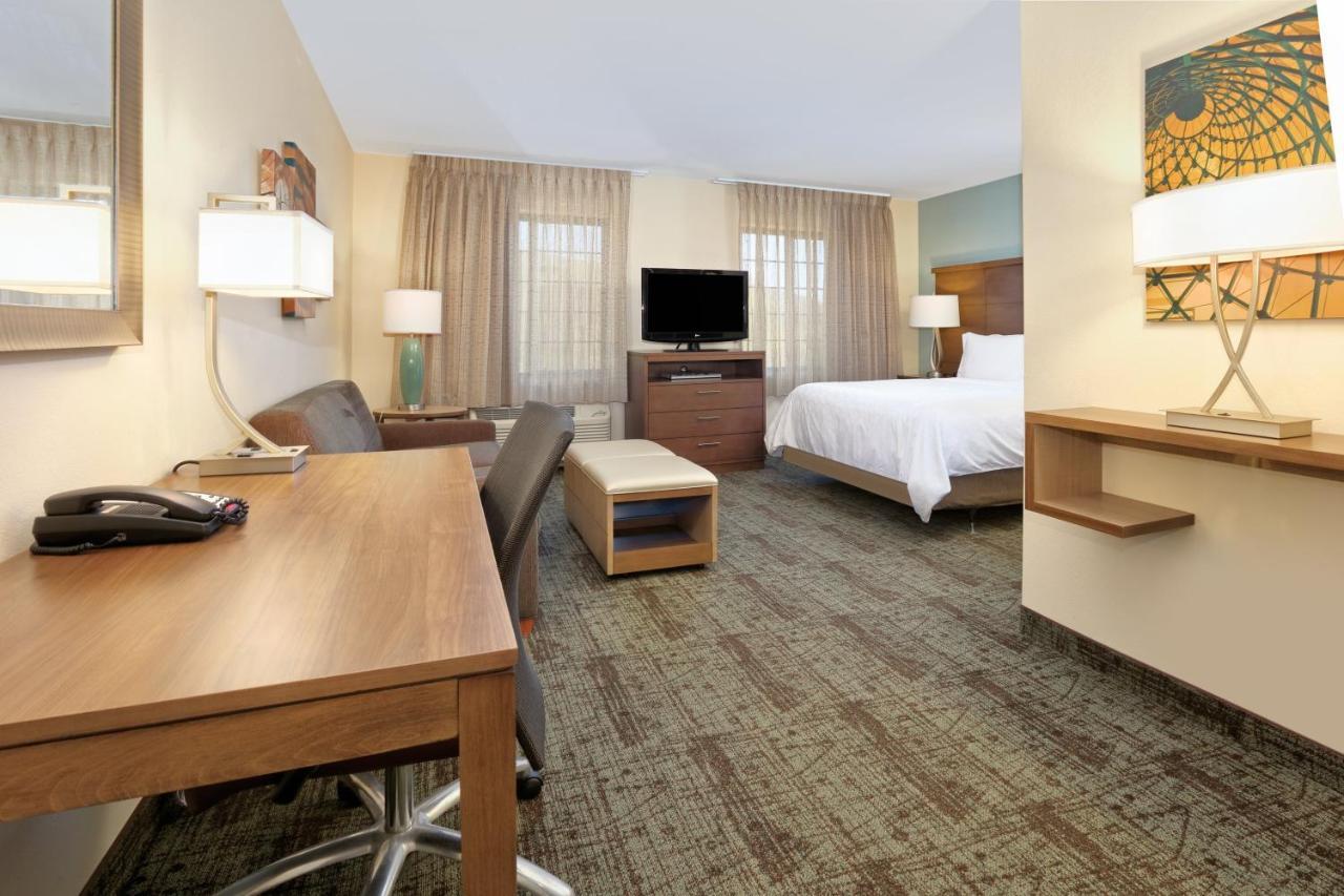 Queen Studio Suite