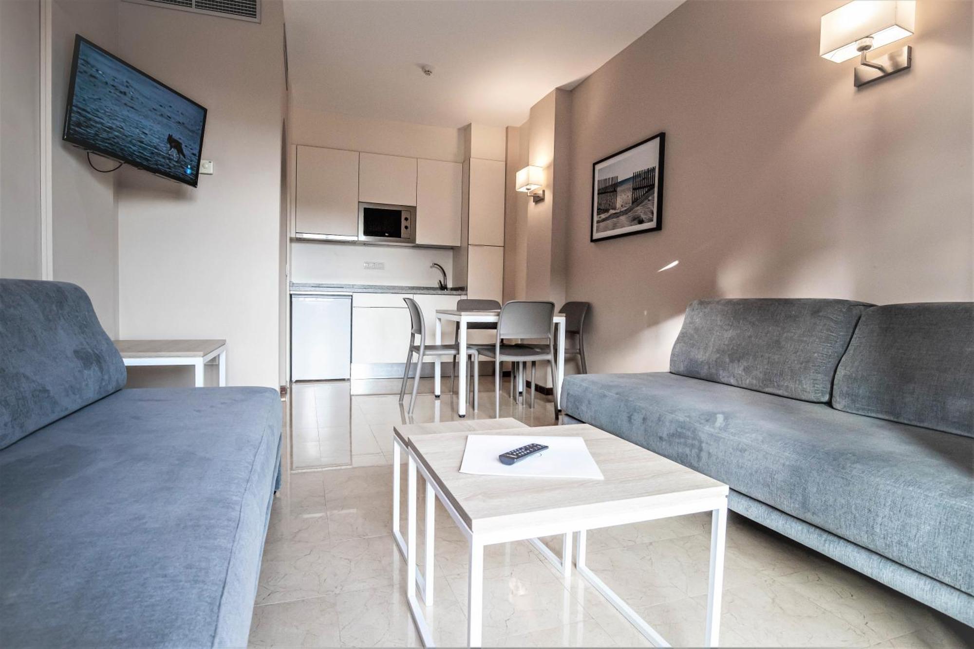 Appartement met 1 Slaapkamer en Uitzicht op het Zwembad (4 Volwassenen)