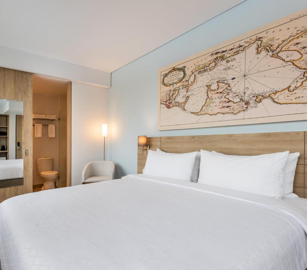 Standard King Room High Floor