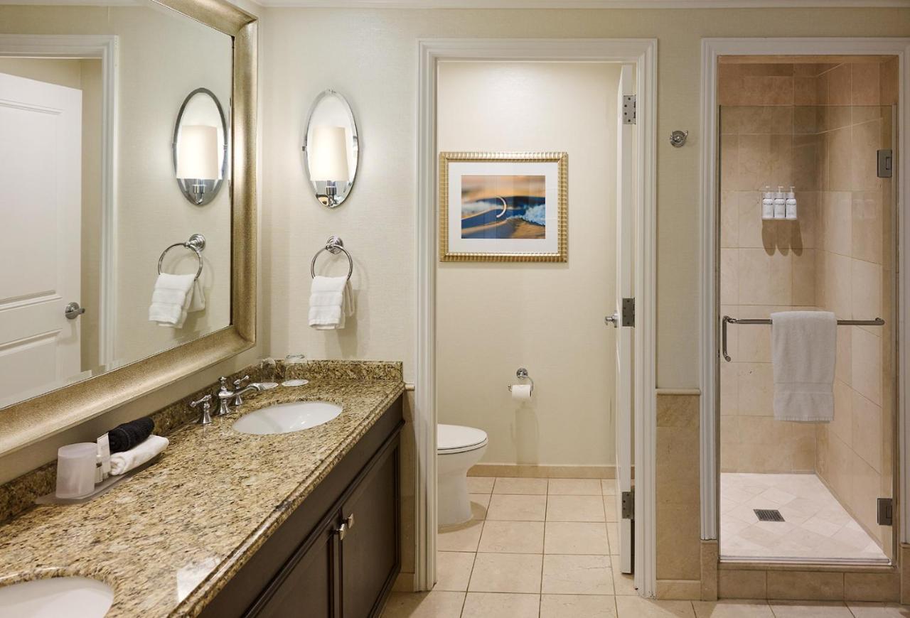 Newport King Room