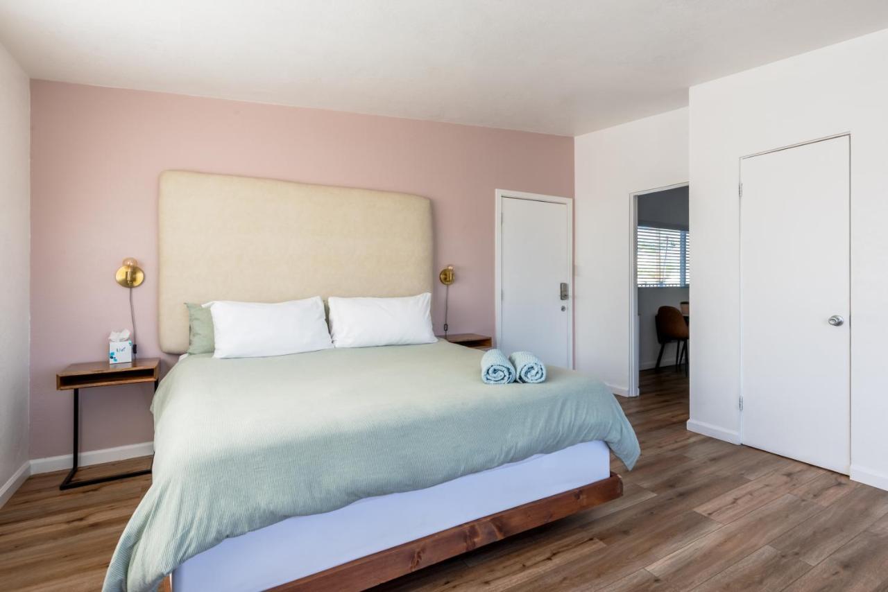 Superior King Suite