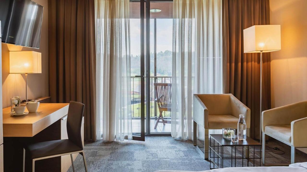 Standard Double or Twin Room Pool View